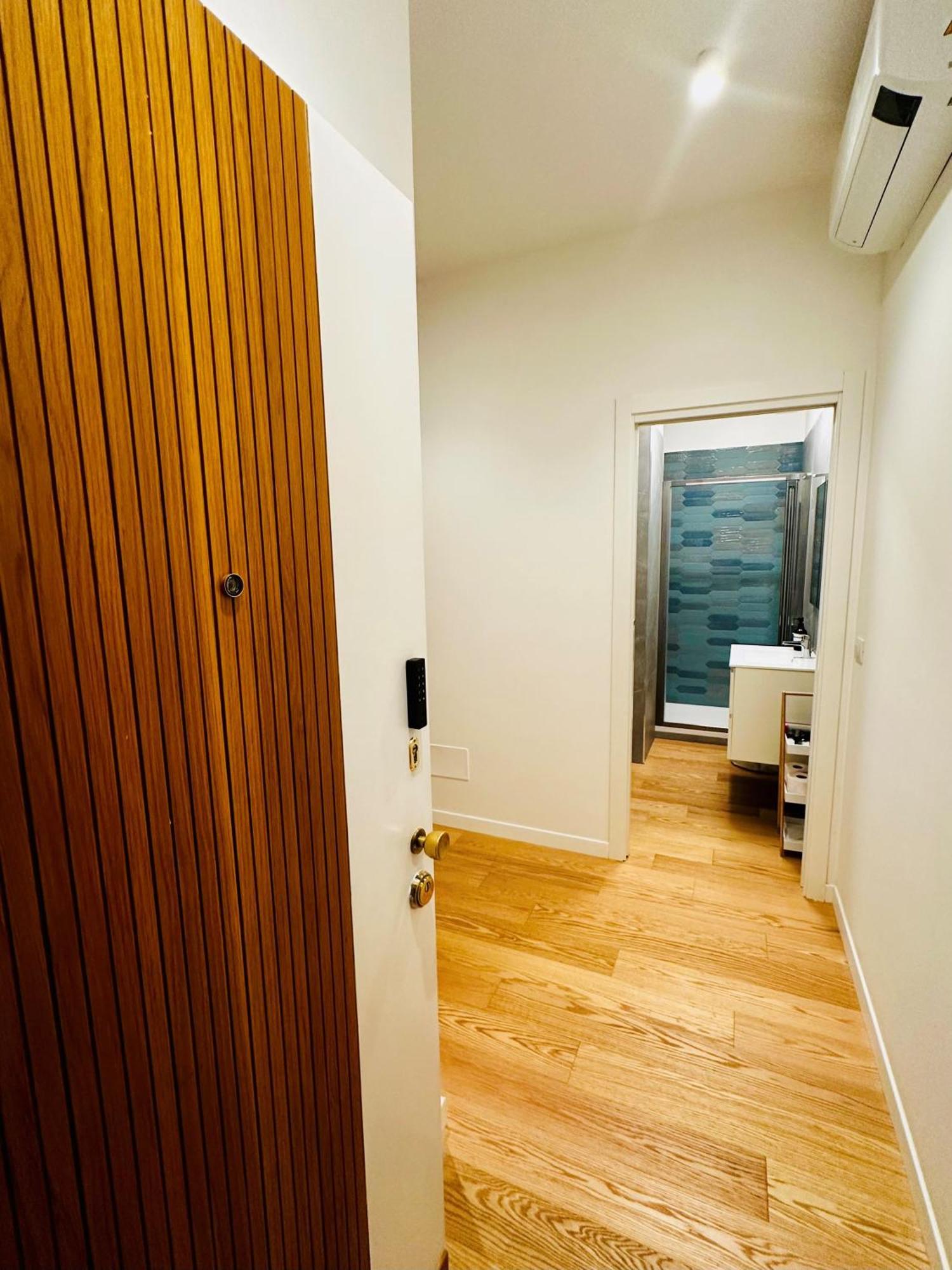 Da Brando Apartment Милано Екстериор снимка